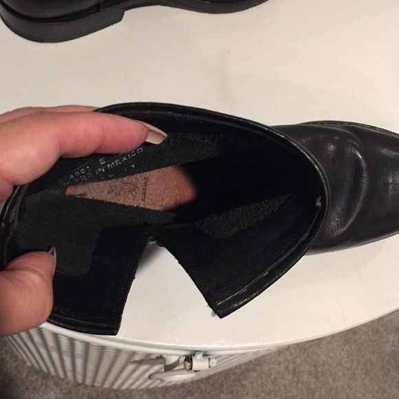 ❤️ Frye Moto style boot ❤️ - Picture 5 of 5